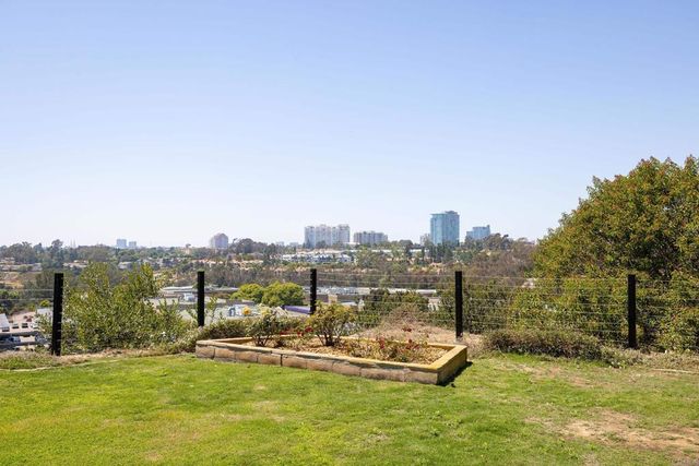 6765 Edmonton Avenue, San Diego, CA 92122