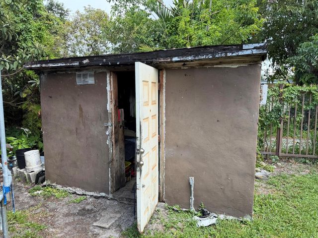 1280 NW 51ST Street, Miami, FL 33142