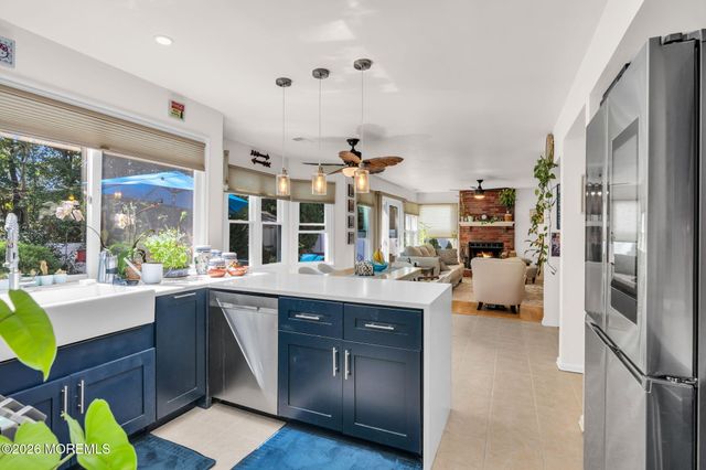 41 Deer Run Drive S, Barnegat, NJ 08005