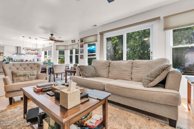 41 Deer Run Drive S, Barnegat, NJ 08005