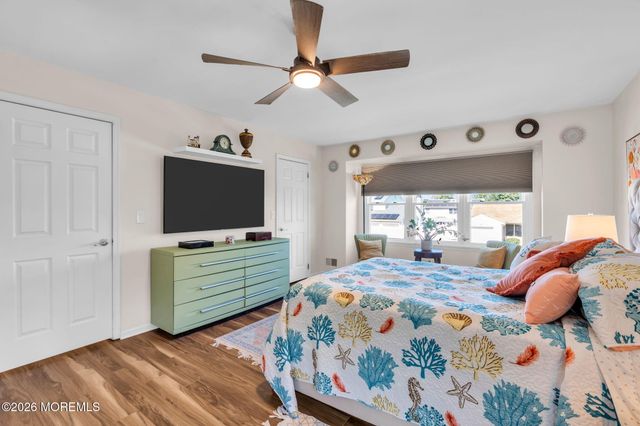 41 Deer Run Drive S, Barnegat, NJ 08005