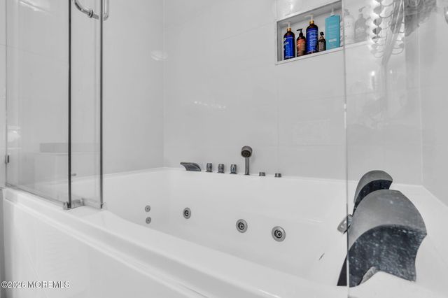 41 Deer Run Drive S, Barnegat, NJ 08005