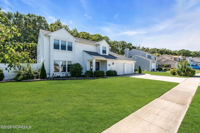 41 Deer Run Drive S, Barnegat, NJ 08005