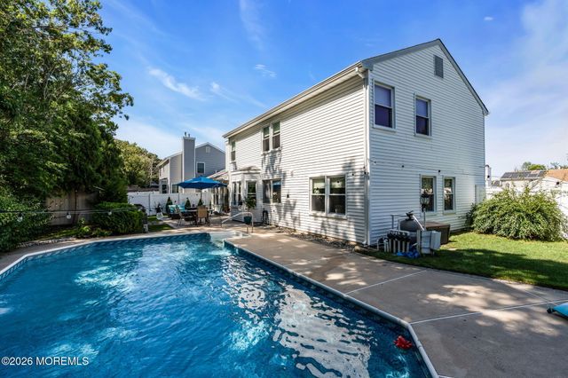 41 Deer Run Drive S, Barnegat, NJ 08005