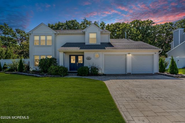 41 Deer Run Drive S, Barnegat, NJ 08005