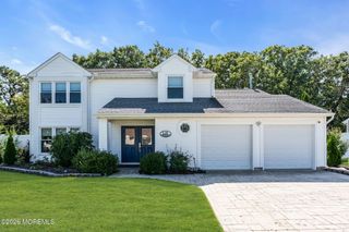 41 Deer Run Drive S, Barnegat, NJ 08005