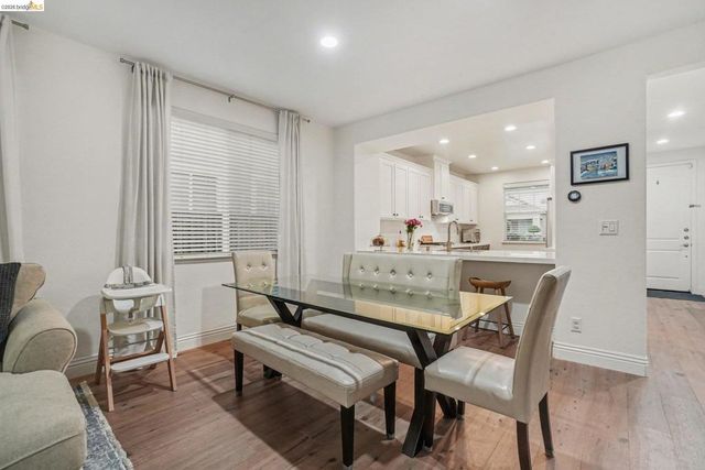 241 Yellow Rose Cir, Oakley, CA 94561