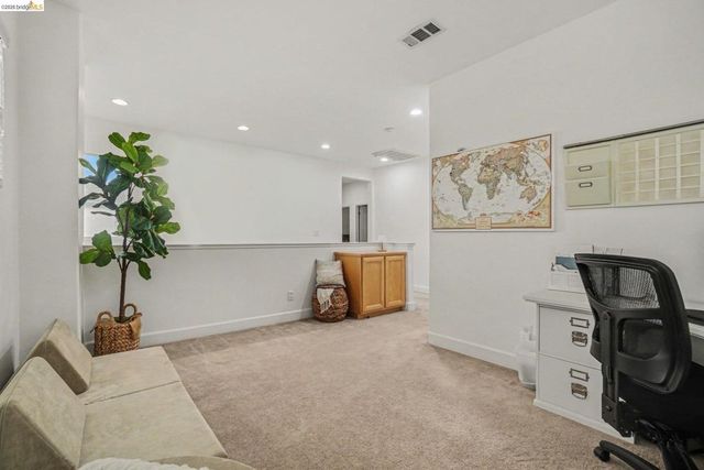 241 Yellow Rose Cir, Oakley, CA 94561