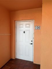 4677 NW 9th St 106, Miami, FL 33126