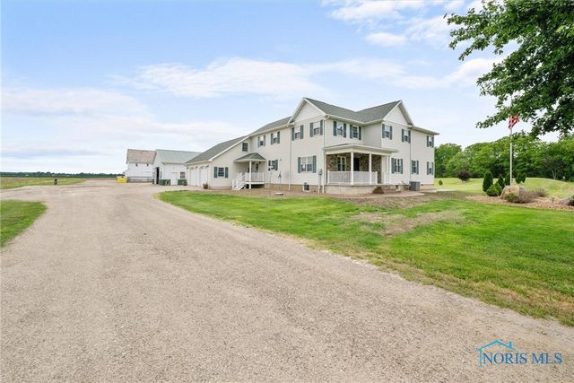 1548 County Road 128, Fremont, OH 43420