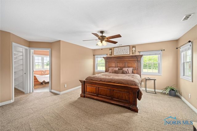 1548 County Road 128, Fremont, OH 43420