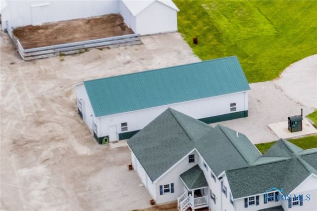 1548 County Road 128, Fremont, OH 43420
