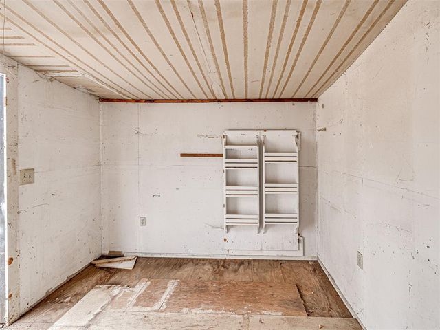 305 Woodside Drive, Norman, OK 73071