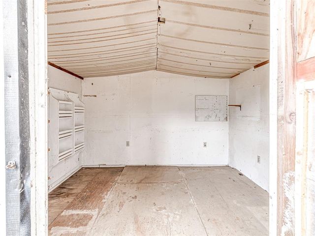 305 Woodside Drive, Norman, OK 73071