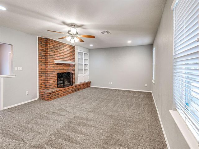 305 Woodside Drive, Norman, OK 73071