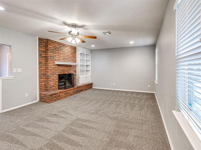 305 Woodside Drive, Norman, OK 73071