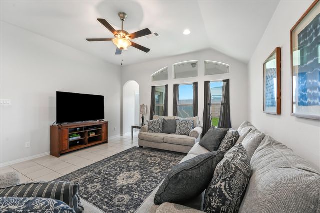 3102 Redondo Drive, Texas City, TX 77568