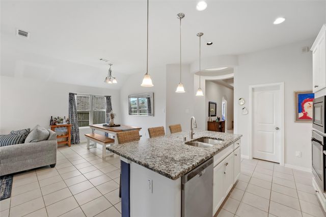 3102 Redondo Drive, Texas City, TX 77568