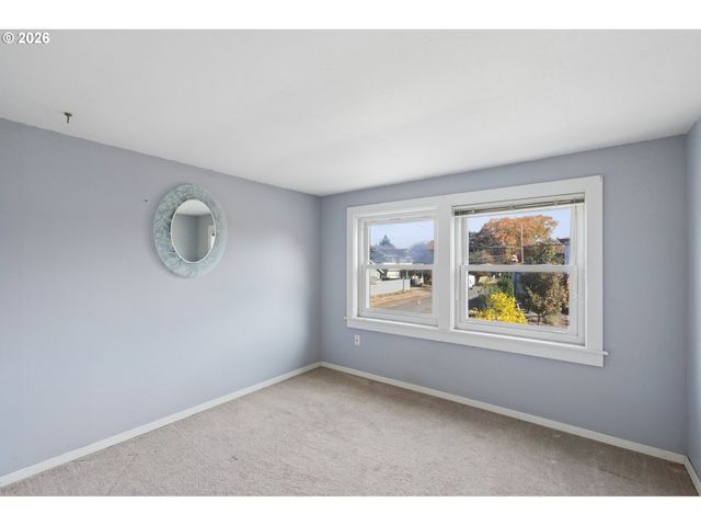 1173 Ne 70TH Ave, Portland, OR 97213
