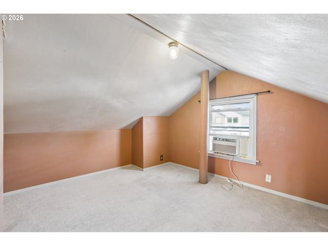 1173 Ne 70TH Ave, Portland, OR 97213