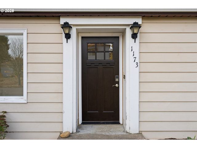 1173 Ne 70TH Ave, Portland, OR 97213