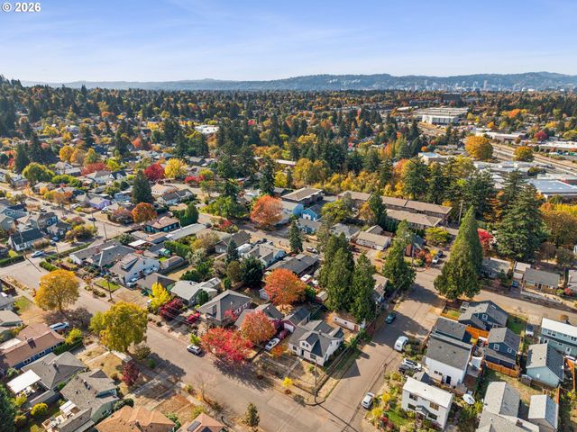 1173 Ne 70TH Ave, Portland, OR 97213