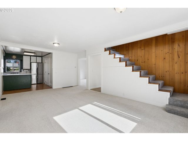 1173 Ne 70TH Ave, Portland, OR 97213
