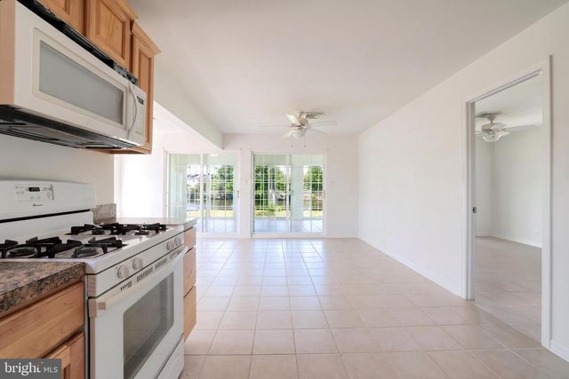28 LAKE SAINT CLAIR DR, Little Egg Harbor Twp, NJ 08087