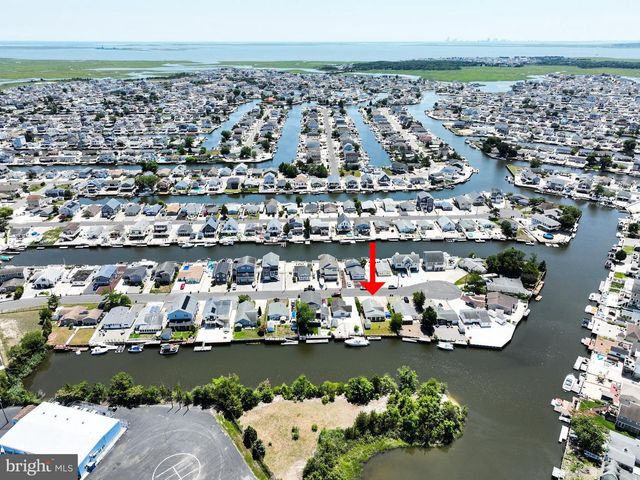 28 LAKE SAINT CLAIR DR, Little Egg Harbor Twp, NJ 08087