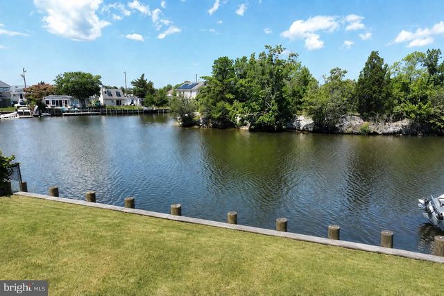 28 LAKE SAINT CLAIR DR, Little Egg Harbor Twp, NJ 08087