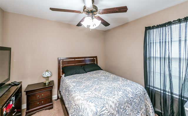 3726 Sabine Pass Dr, Bossier City, LA 71111