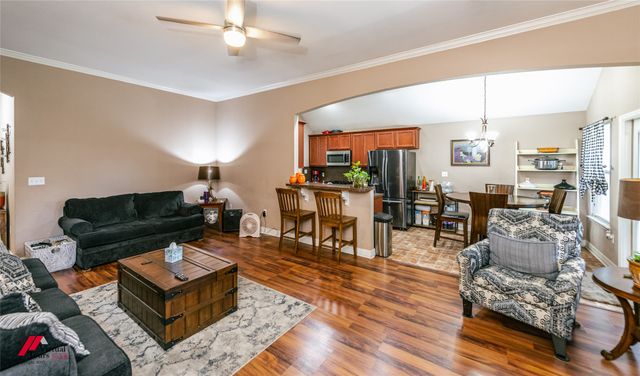 3726 Sabine Pass Dr, Bossier City, LA 71111