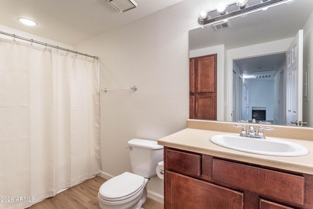 750 E NORTHERN Avenue 1052, Phoenix, AZ 85020