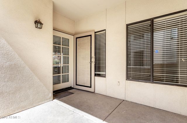 750 E NORTHERN Avenue 1052, Phoenix, AZ 85020