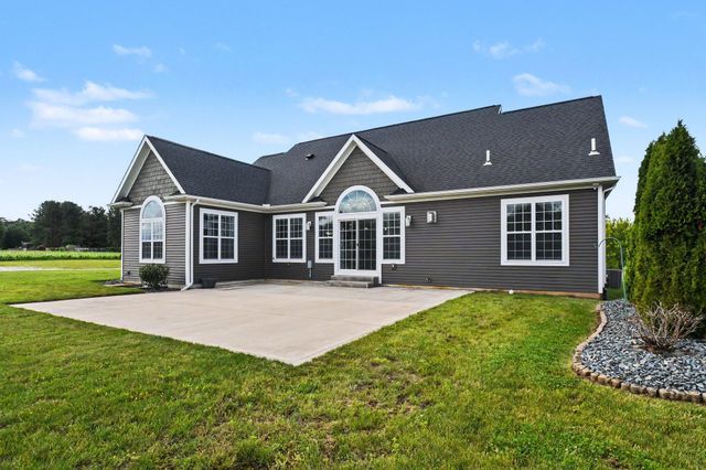 3181 Chamberlain Road, Buchanan Twp, MI 49107
