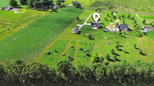 3181 Chamberlain Road, Buchanan Twp, MI 49107