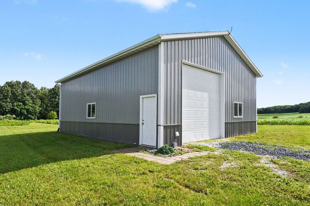 3181 Chamberlain Road, Buchanan Twp, MI 49107