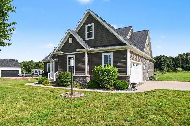 3181 Chamberlain Road, Buchanan Twp, MI 49107