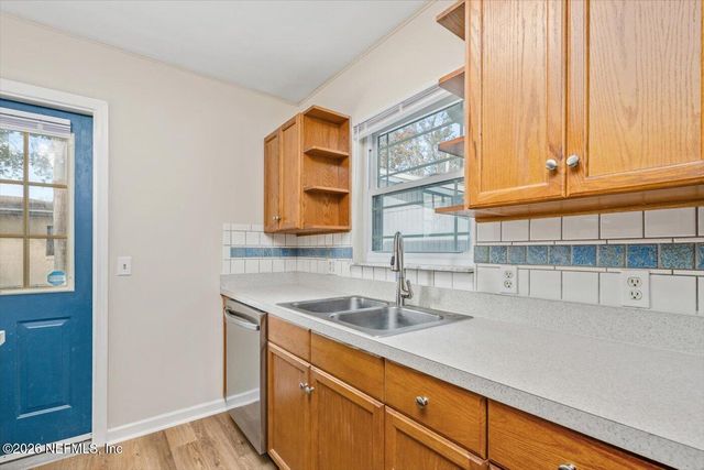 7327 BAMBERG Road, Jacksonville, FL 32277