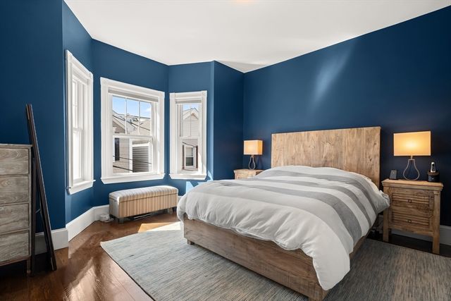 372 Silver St 1, Boston, MA 02127