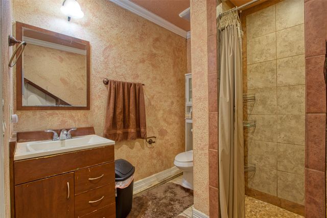 440 County Road 4893, Dayton, TX 77535