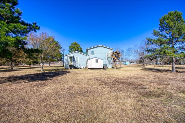 440 County Road 4893, Dayton, TX 77535