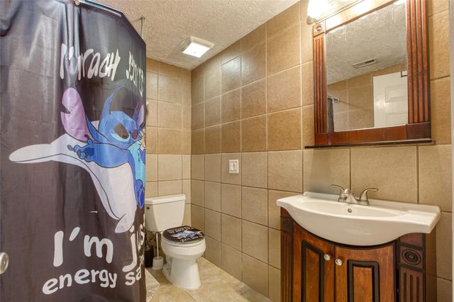 440 County Road 4893, Dayton, TX 77535