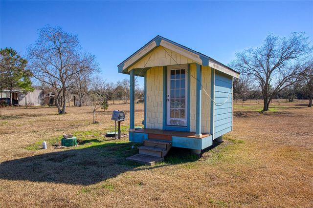 440 County Road 4893, Dayton, TX 77535