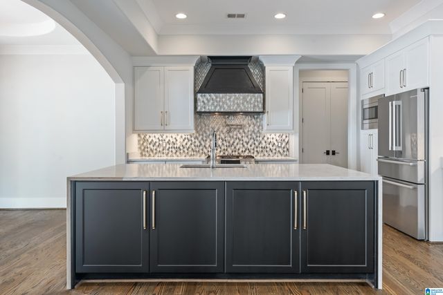 3797 VILLA DRIVE, Irondale, AL 35210