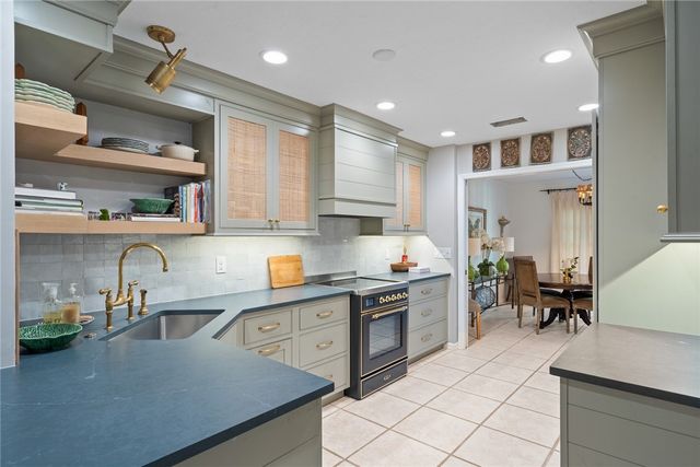 2523 Ocean Drive 2, Vero Beach, FL 32963