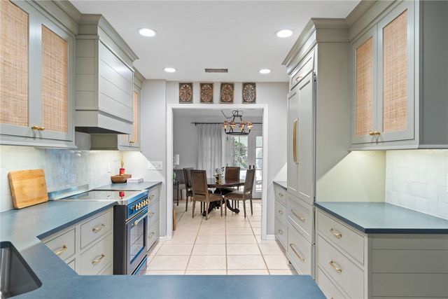 2523 Ocean Drive 2, Vero Beach, FL 32963