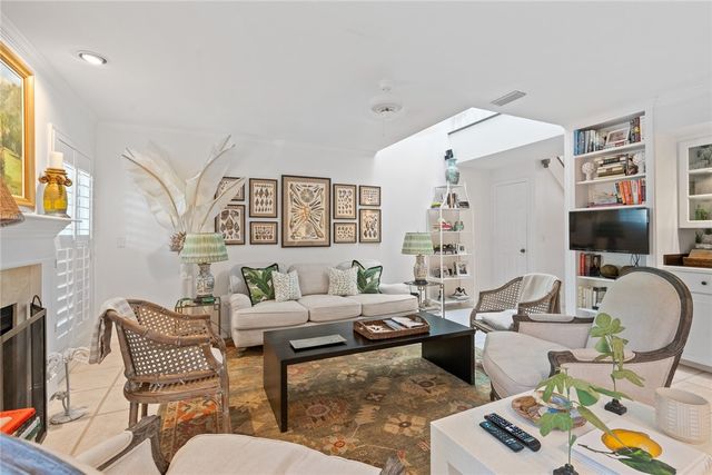 2523 Ocean Drive 2, Vero Beach, FL 32963