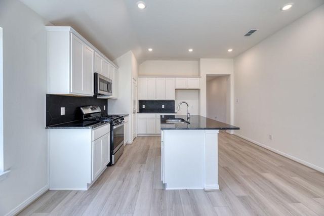 21115 Autumn Heights Drive, Bonney, TX 77583