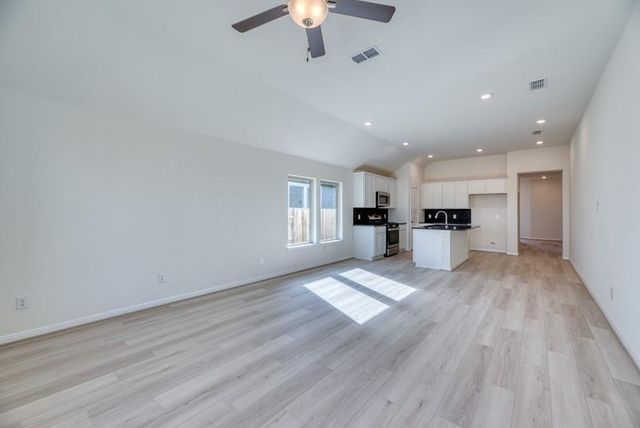 21115 Autumn Heights Drive, Bonney, TX 77583